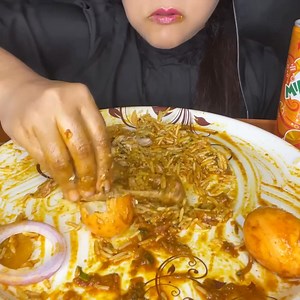 8.8K views · 175 reactions | CHICKEN LEG PIECE ASMR EATING SPICY CHICKEN CURRY,EGG CURRY,WHITE RICE l FOOD VIDEOS l ASMR MUKBANG Part 22 | Spice Asmr | Facebook