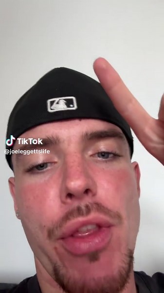 Public Transport Etiquette: Stop Using Loudspeaker