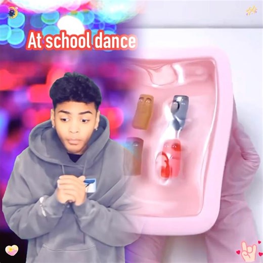 #funny #roblox #gaming #pov #fyp #ytb #robloxfunny #findthedifferences1