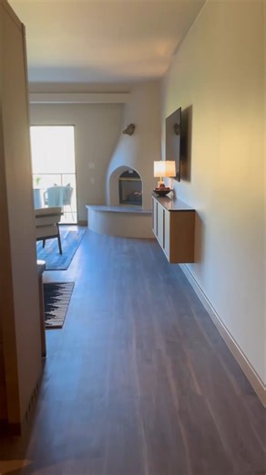 The Cliffs are now L’Auberge de Sedona. Same stunning setting, reimagined with luxury and care. Now featuring newly designed rooms and expanded views to elevate your stay. Book now through our story. #laubergesedona #laubergedesedona #laubergemememories #ig_arizona #sedonaescape #adventurecollective #igsouthwest #wheretofindme #beautifuldestinations #beautifulhotels #sedona | L'Auberge de Sedona