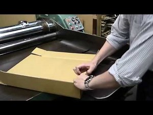 「かぶせ式（C式）段ボール テープ仕上げ」ダンボール包装資材店In The Box＠足立区