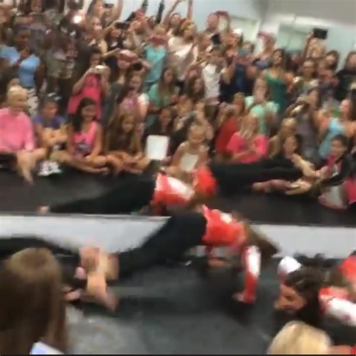 The Aldc doing the worm #dancemoms #dance #fyp | moms dancing