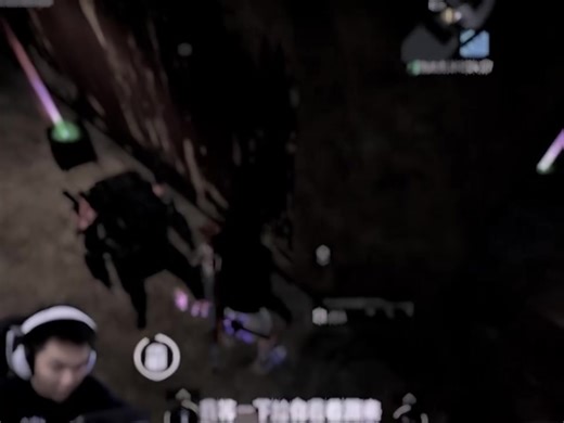 一直都觉得遇见你，是我足够幸运，对我来说你的出现就是我世界里的一束光。喜欢你，爱上你，是我做过最对的事情。我想和你一起制造只属于我们两个人的浪漫，想和你在晚上热闹的大街上牵着手逛夜市，想和你点两杯奶茶看暖心的电影，想和你半夜出去路边吃烧烤喝两杯啤酒，想记下关于你所有的事情，等老了牵着你皱巴巴的手把这些事翻出来讲给你听.…..希望我们互相信任，坦诚相待，你给我偏爱，我还你心安，谢谢你的出现，一直忘了告诉你，遇见你我真的很开心。其实有时候想一想，缘分是个很奇妙的东西，突然有一天就降临在两个互不认识的人身上，前十几年的孤独换来这余生的共度，就像之前，我打喷嚏都是觉得是感冒了，而我现在只觉得是我的宝贝你在想我。其实，我也不知道我到底喜欢什么类型的人，只是遇见你，我便觉得一切都刚刚好，我喜欢你，你也喜欢我，没有秘密没有不开心，性格不合适可以磨合，喜欢不一定可以适应，只要有一颗想在一起走下去的决心，那就一切都不是那么难了。我不是一个浪漫的人，但我喜欢你的情感已经超出了理智的范围，所以它变成了我的