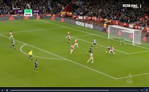 Video: Mesut Ozil bags first Arsenal goal in 10 months after fine Lacazette play vs Newcastle