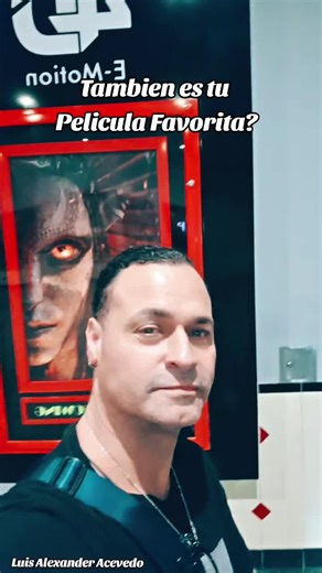 Una de mis favoritas! Si Avatar es tu pelicula tambien say Hi! #avatar #fire #luis_alexander_acevedo #actor #fyp