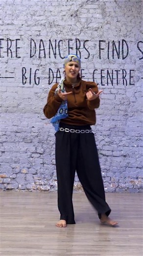 Warning: ⚠️ This groove is contagious. Join @gyall_bb_ regular batch in Delhi 📍 💥 Drop in for just ₹700 per class! Don’t miss the vibe—secure your spot now! 🗓 Every SAT | 6:30 PM 🎟 Drop-ins & Monthly packages available 📞 8899340340 📲 WhatsApp Available #bigdancecentre #DelhiDanceClass | Big Dance Centre