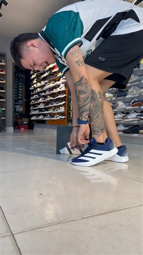 Tenis Adidas, Skechers, Reebok, Puma, New balance. on Instagram: "AHORA SI, UN PAR EXCLUSIVO DE ADIDAS EN TIENDAS @sezesas ✔️ ADIDAS DURAMO RC2 M 🔵⚪️ MÁS DE 400 REFERENCIAS EN NUESTRO CATÁLOGO ACTUALIZADO! PÍDELO AHORA AL 3229466169 📲"