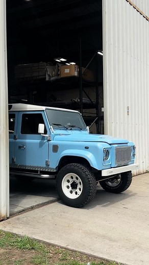 HIMALAYA on Instagram: "The latest Custom Defender 110.⁣ ⁣ Custom Classic Land Rover Defender 110⁣ New GM LS3 Engine ⁣ 6 Speed Automatic Transmission ⁣ ⁣ ⁣ .⁣⁣⁣ .⁣⁣⁣ #defender110 #defender90 #landrover #defender #landroverdefender #engineswap #restomod #power #expeditionvehicle #overland #notajeep #jeep #offroad #trucks #reels #reel #carreels #sportscar #americanmuscle #trucklife #musclecar #power #supercars #supercar #ls3"