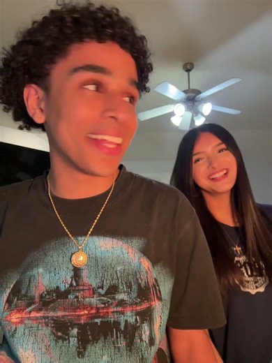 TAKE A LOOK AT MY GIRLFRIEND 😍 #trending #crush #jackie #fine #askaboutnathan