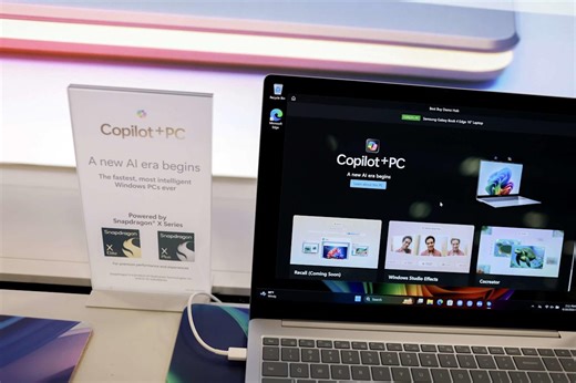 Microsoft Market Value Plunges By $1 Trillion