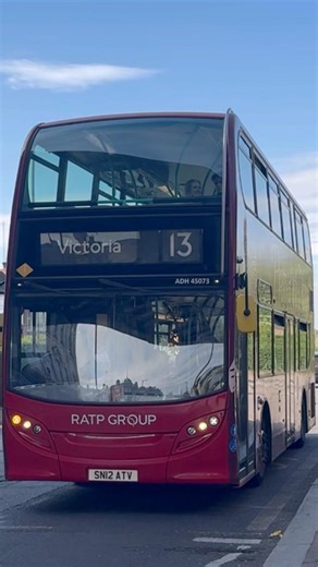 London Bus Route 13 To Victoria 🚎🇬🇧 || #londonbuses #victoria #13 #goldersgreen #barnet