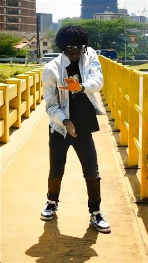 Ebwoy - Body And Soul Dance Challenge