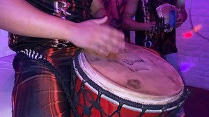 💎 ANIVERSARIO DE SRA POMBA GIRA DAS ALMAS 💎 ➣ Pai Guido De Oxum - S.u.r.a.o.b.y.o 📸 ✯ ✯ PARAGUAY 2165 ➣ Ezpeleta Bs As ➣ Argentina ✔ ✯ ✯ TAMBOR 🪘 ALABE ARIAN ✯ ✯ 💎 ➣ Cobertura 📸 Info Afro ➣ La Revista 💎 | Revista Info Afro Argentina