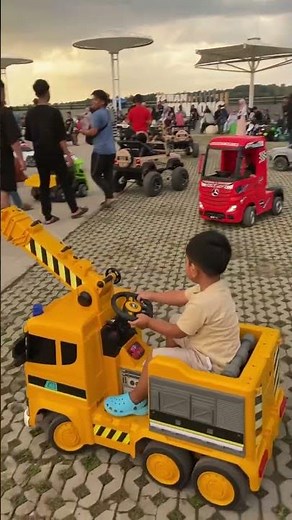 gabungan video mobil mobilan besar