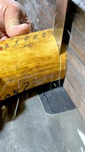 Cutting a Wooden Cylinder Precisely Using a Band Saw Machine for Smooth Edges #shorts