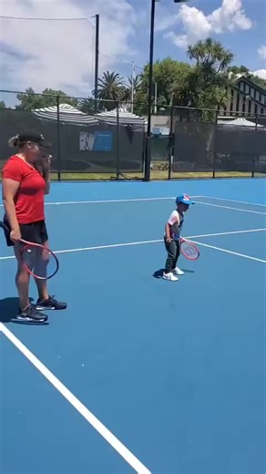 #saniamirza #sporttennissaniamirza #izhaan #saniamirzastyle