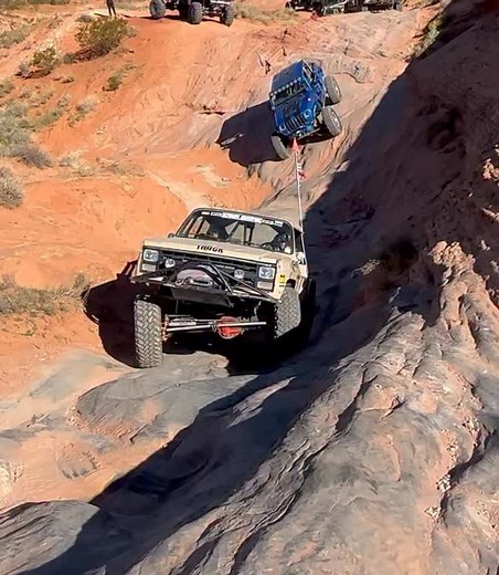 The Convertible K30! Isn’t this how we want all our off-road squares to work? Check how it climbs steadily without bucking hard as it hits inconsistencies in the terrain—thanks to a great combination of tires, gearing, and suspension (and driver @jacksonwatson171!) #sandhollow by @allhosevegas @alcanspring @affordable_bender @mercenaryoffroad @offroaddesign @thurenfab #fullsizeinvasion | Fullsize Invasion