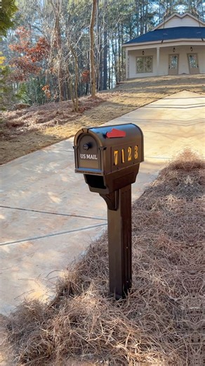 🏡 Fairfield Build Complete 🏡 We’re excited to announce that our Fairfield Build is officially complete and will be closing with its new owners in January. Seeing this home come together from the ground up has been incredibly rewarding, and we’re honored to have been a part of this journey. As we look ahead to 2026, we’re excited for what’s to come and can’t wait to help more families bring their home dreams to life. To the new owners, we hope this home is filled with memories, laughter, and sp