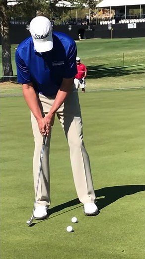 Steve Stricker - Putting - Face On