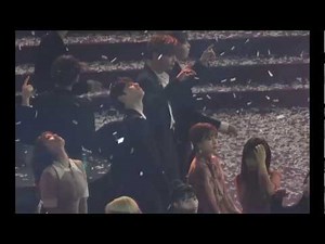Kang Daniel x Jihyo moment #4