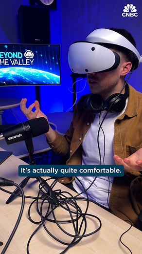 4.7K views · 35 reactions | What’s it like to wear a VR headset? Tom Chitty tries on Arjun Kharpal’s PSVR2 for the first time.  CNBC’s Beyond the Valley | Listen wherever you get your podcasts | CNBC International | Facebook