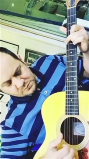 Slap Guitar With Percussion