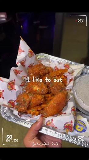 We’re Pullin’ up to Brix Wine With All the Flavor and Seafood Heat...