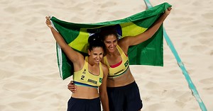 Olympia 2024 - Ana Patricia/Duda ringen Kanadierinnen im Sand von Paris nieder und holen Gold am Eiffelturm