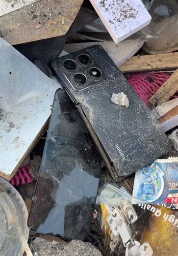 Found Destroyed Xiaomi 14T Pro Phone Discovery