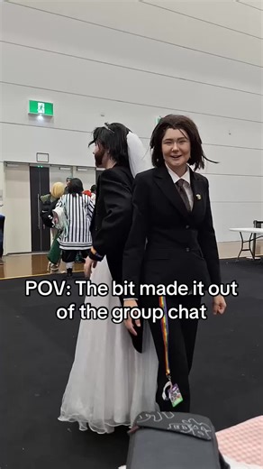 When @atlas and I half jokingly decided to dress as wedding jayvik for the final con of the year we had no clue it would spiral into a entire fake wedding 🤣 thanks to everyone who helped this bit happen!! #jayvik #jayvikcosplay #arcanecosplay #cosplay #fyp