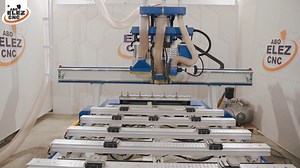 تخيل إمكانيات غير محدودة في عالم الأعمال الخشبية! 🤩 نقدم لكم ماكينة التحكم الرقمي CNC Router ATC with Saw Drill المصممة خصيصًا لتلبية جميع احتياجاتكم 🤝 أطلق العنان لإبداعك مع هذه الماكينة المتطورة التي تتيح لك تنفيذ أعمال الحفر ثنائي وثلاثي الأبعاد بدقة متناهية. سواء كنت تصمم أنماطًا معقدة أو أشكالًا هندسية مثالية، فإن الماكينة تجمع بين الدقة والسرعة في تنفيذ عمليات التخريم الأفقي والعمودي، مما يتيح لكم تصميمات متقنة تتجاوز التوقعات, إنها شريكك المثالي في الإبداع والإنتاج. بفضل إمكانياتها الفر