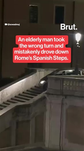 An 80-year-old man accidentally drove onto Rome’s iconic Spanish Steps, getting his car stuck partway down the historic staircase. #rome #italy #spanishsteps #stuckcar #caraccident | Brut