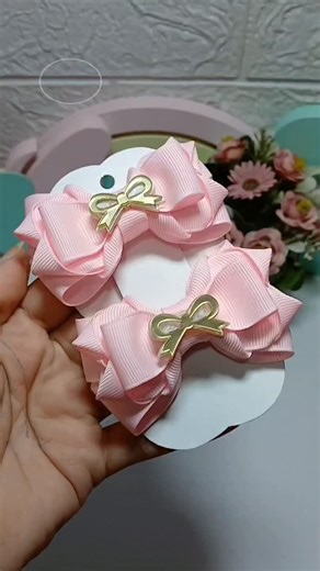 🎀🍒𝖢𝖺𝗋𝗈𝗅𝗅 𝖠𝗌𝗌𝗎𝗇çã𝗈 - 𝖠𝗇𝗍𝗈𝗇𝖾𝗅𝗅𝖺 𝖫𝖺ç𝗈𝗌 𝖾 𝖠𝖼𝖾𝗌𝗌ó𝗋𝗂𝗈𝗌 🍒🎀 on Instagram: "🛍✨️Todos esses materiais vocês encontram nas melhores lojas de aviamentos @ziggzaggaviamentossp @ziggzaggaviamentos @ziggzaggnatal 🛍✨️🩷 #artesanato #laçosdeluxo #lacoslindos #laçoslindos #bows"