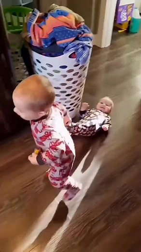 353K views · 1.9K reactions | #funnyvideos #funnybaby #baby #foryou | Funny baby | Facebook