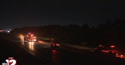 I-75 closed overnight for crash that damaged median wall