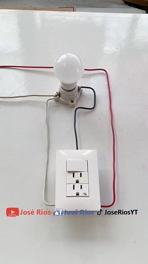 Cómo conectar un interruptor sencillo con dos tomacorrientes en la misma caja #joserios #aprender #electricidad #interruptor #tomacorriente #lampara #conectarlampara #fypシ゚ #fypシ゚viralシ #reels #conexioneselectricas | José Ríos