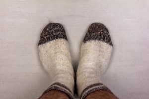 Top 10 Best Heated Socks For Skiing [2026] – Keep Your Feet Warm