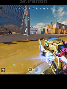 Jugando a una sola mano en Blood Strike: nueva EVO y skin Alondra
