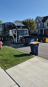 Love ❤️ garbage trucks ❤️ - - - - - #garbagetruck #trashtruck #wastemanagement #recyclingtruck #cleanupcrew #sanitationlife #trucklover #comicstrips #cartoon #comicart #digitalart #illustration #drawing #sketch #artwork #artist #comiclife #dailycomics #funny #picklescomichub #artistsoninstagram #love | Midwest Garbage