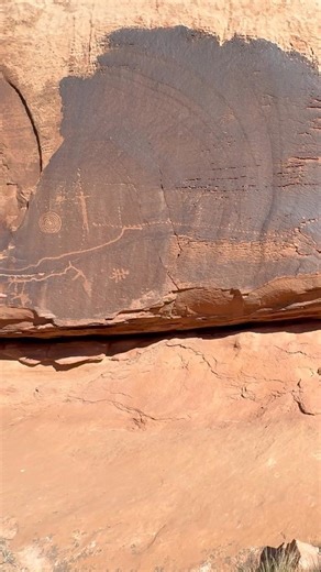 Intestine Man Petroglyphs (check out the full vlog)