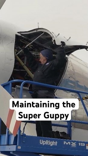 Only 4 People Can Fix This Airplane #aviation #avgeek #history #aviationdaily #mechanic #pbs