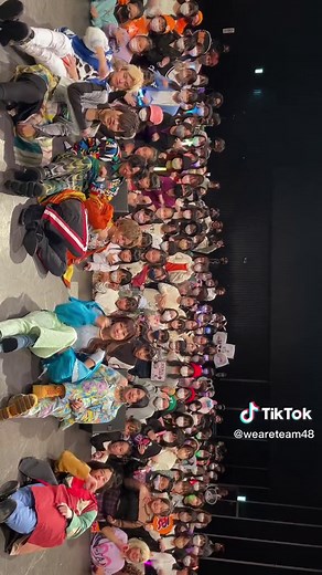 TikTokでフォーエイト48さんをチェック！