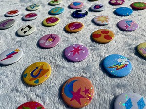Holographic Cutie Mark Pin-back Button | 1.5" / 37mm - Etsy