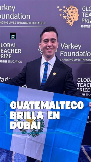 Soy 502 on Instagram: "No es solo un maestro; es un revolucionario. César Fetzer Paz ha alcanzado el "Global Teacher Prize 2026" en Dubái, integrando realidad virtual y agrojuegos en su enseñanza. Desde su escuela en Cobán, este pionero no solo enseña, transforma. Imagina ver a estudiantes vulnerables convirtiéndose en innovadores resilientes. ¡Una historia de valentía, pasión y un futuro brillante para Guatemala!"