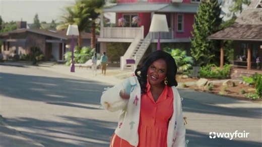 Wayfair TV Spot, 'Welcome to the Wayborhood: Patio' Featuring Kelly Clarkson, Blake Griffin, Nicole Byer