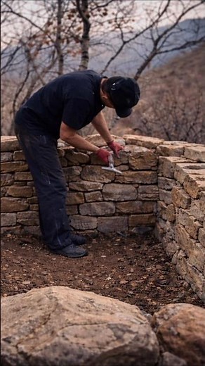 Dry Stone Walling – Stone Cabin Build