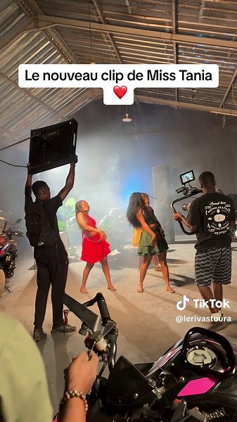 Découvrez le nouveau clip de Miss Tania