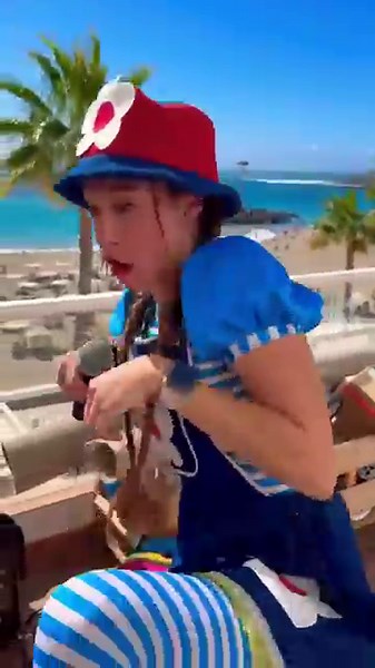 We jump like a frog #nurserysongs #sing-along #dulcylín