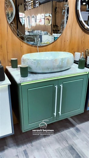 ✨ 80 sm ölçü — zərif hamam mebeli Mermer çaska ilə premium görünüş Hərəkət sensorlu, işıqlı və antibuxar güzgü Estetik görünüş, rahat istifadə, müasir seçim. 💳 Tək şəxsiyyət vəsiqəsi ilə nağd və kreditlə satış imkanı 📍 Seravit Beymen mağazaları: • Sədərək Ticarət Mərkəzi • Sumqayıt filialı Daş bazarı 📞 Əlaqə nömrələri: 994 50 436 74 96 — Sədərək 994 55 998 83 33 — Sumqayıt #keşfet #kesfetbeniöneçıkart #keşfetteyizzz