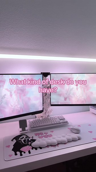 🙃#pc #pcsetup #gamergirl #relatable #tech #techtok #whitesetup #fyp #girlypcsetup #aesthetic